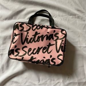 VICTORIA’S SECRET TRAVEL CASE